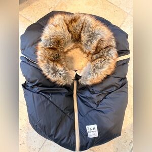 7 A.M. Enfant Black Car Seat Cocoon